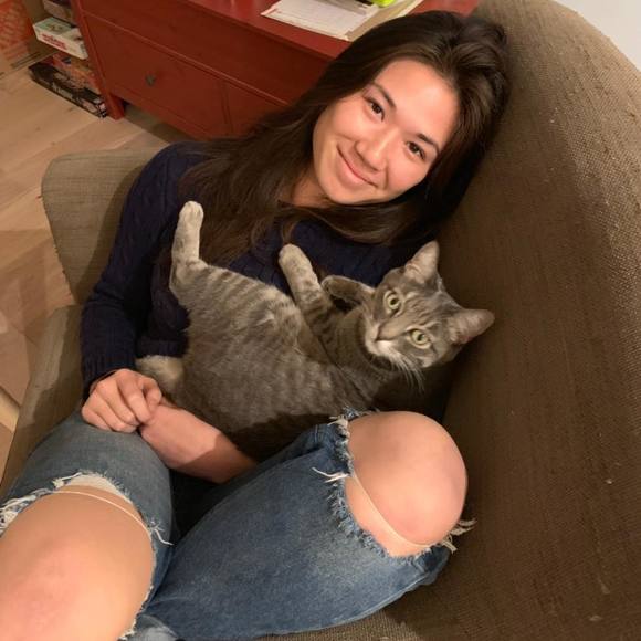 Meet your Posher, Ava - Picture 1 of 1